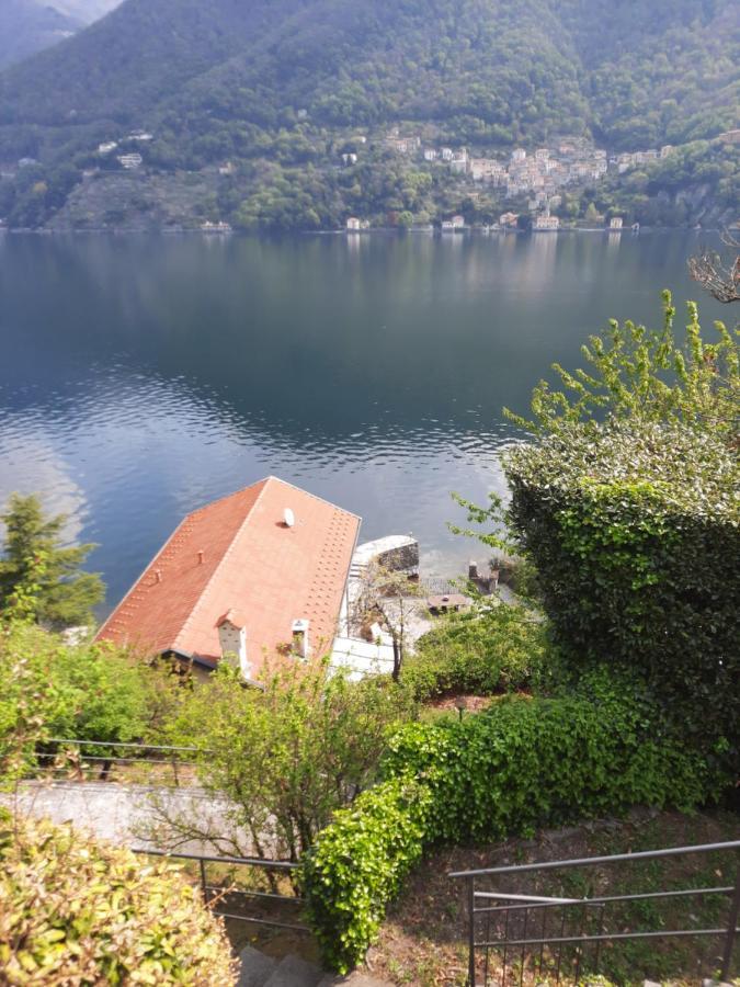 House On The Lake Shore Of Laglio Luaran gambar